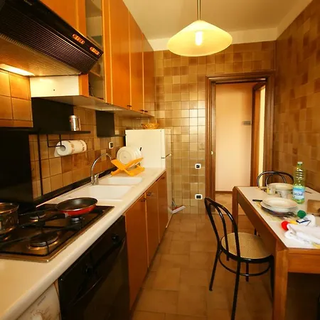 Loggia Innocenti ヴェルバーニア